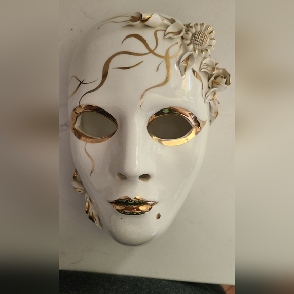 Original Capodimonte Venetian mask